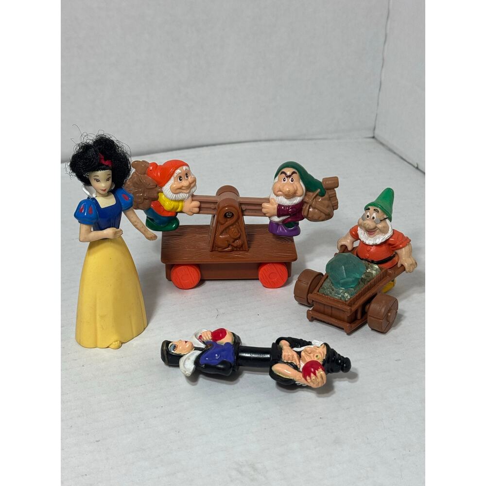 Snow White and the Seven Dwarfs Kids Meal Toys Vintage